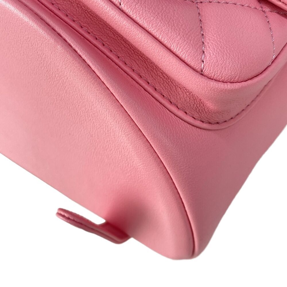 Chanel Matelasse Backpack AS3860 - Picture 6 of 16
